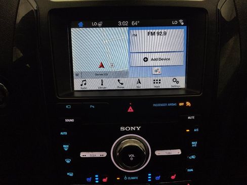 Used 2019 Ford Explorer Limited w/ Class III Trailer Tow Package FWD image 25