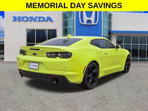 Used 2021 Chevrolet Camaro LT w/ RS Package RWD image 17