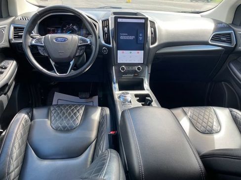 Used 2024 Ford Edge Titanium AWD/4WD image 5
