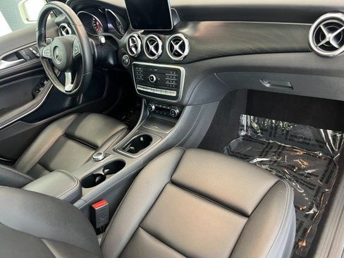 Used 2018 Mercedes-Benz GLA 250 4MATIC image 15
