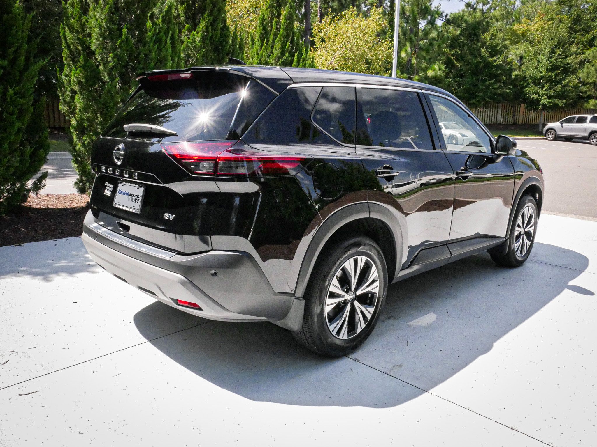 Used 2021 Nissan Rogue SV FWD image 10