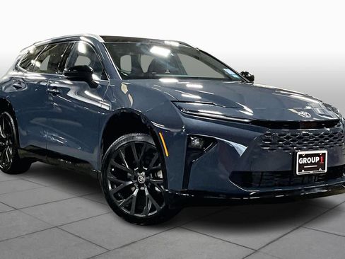 Certified 2025 Toyota Crown Signia image 2