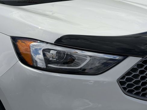 Used 2023 Ford Edge SE AWD/4WD image 8