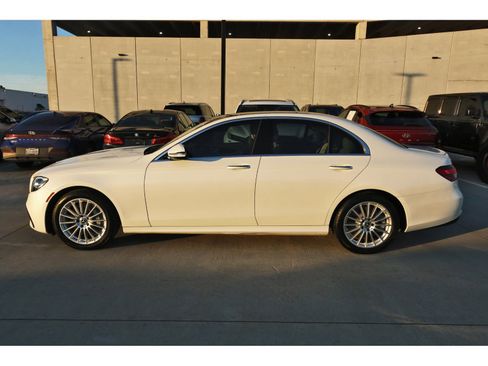 Used 2023 Mercedes-Benz E 450 4MATIC Sedan image 3