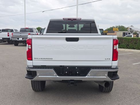 Used 2024 Chevrolet Silverado 2500 LTZ w/ LTZ Plus Package image 4