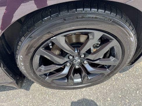 Used 2015 Nissan 370Z Touring RWD image 15