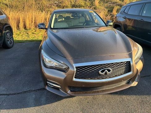 Used 2014 INFINITI Q50 Premium w/ Deluxe Touring Package image 16
