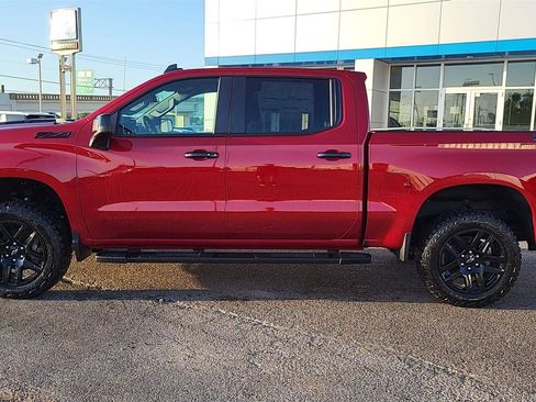 New 2025 Chevrolet Silverado 1500 LT Trail Boss w/ Dark Appearance Package image 5