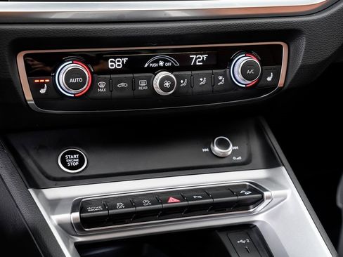 Certified 2025 Audi Q3 2.0T Premium w/ Convenience Package image 17