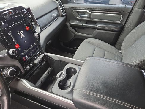 Used 2020 RAM 1500 Big Horn AWD/4WD image 24