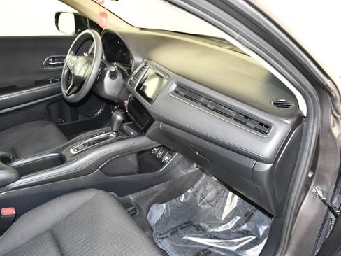 Used 2016 Honda HR-V EX image 40
