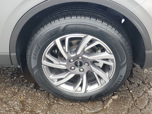 Certified 2023 Lincoln Corsair AWD w/ Equipment Group 101A image 7