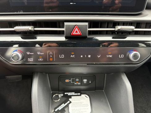 New 2026 Kia Sportage EX FWD image 14