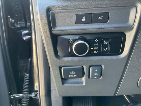 Used 2024 Ford Expedition Max XLT AWD/4WD image 9