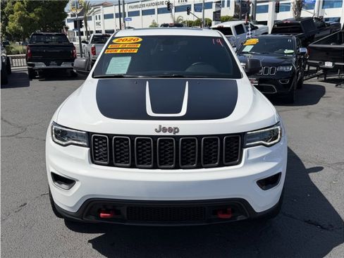 Used 2020 Jeep Grand Cherokee Trailhawk w/ Interior Metal Package image 9