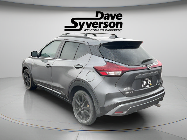 Used 2023 Nissan Kicks SR w/ SR Premium Package FWD image 6