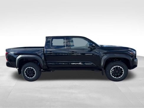 New 2026 Toyota Tacoma TRD Off-Road image 5