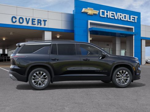 New 2026 Chevrolet Traverse LT w/ Sun and Wheel Package FWD image 5