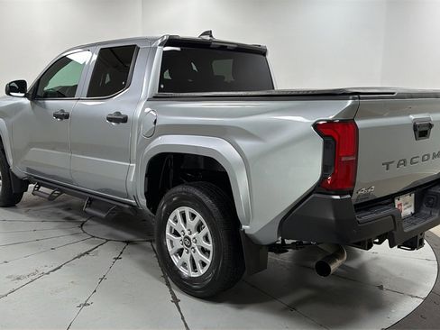 Certified 2024 Toyota Tacoma SR image 7