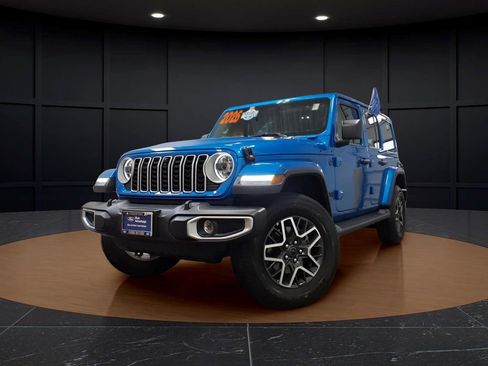Used 2026 Jeep Wrangler Unlimited Sahara AWD/4WD image 3