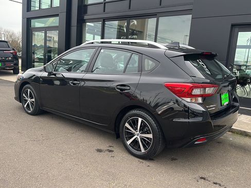 Used 2022 Subaru Impreza Premium image 5