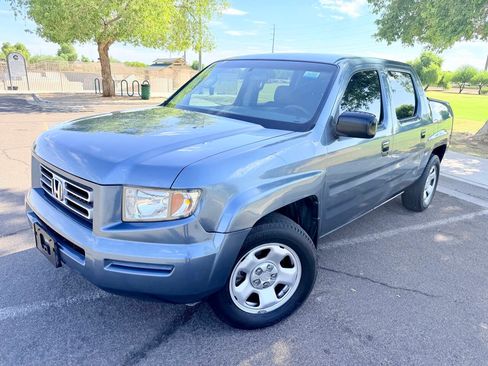 Used 2006 Honda Ridgeline RT image 1