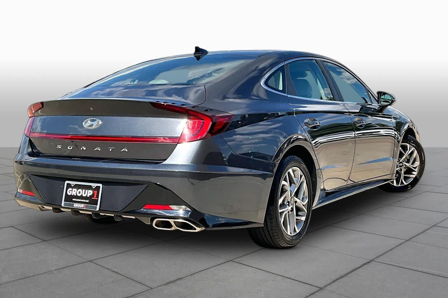 Used 2020 Hyundai Sonata SEL w/ Cargo Package FWD image 12