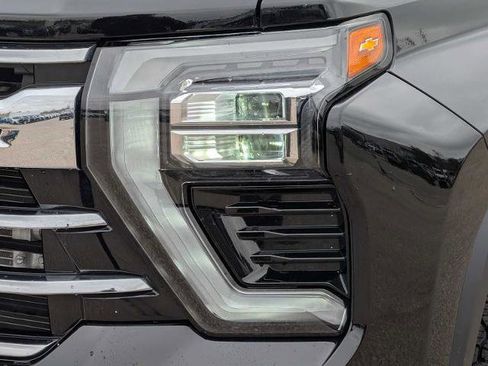 Used 2024 Chevrolet Silverado 3500 LTZ w/ LTZ Plus Package AWD/4WD image 10