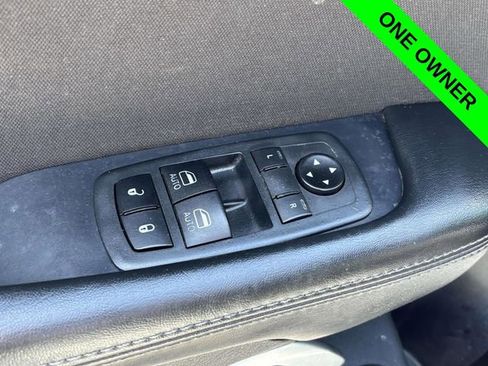Used 2020 Dodge Challenger SXT RWD image 10