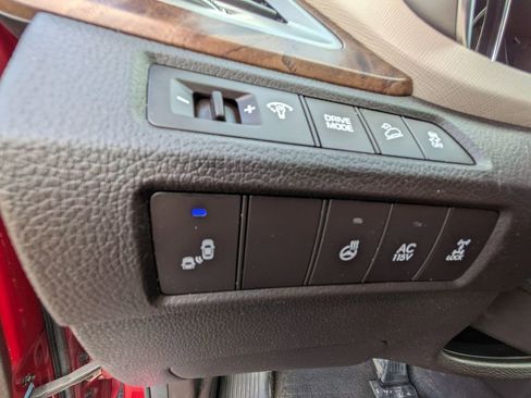 Used 2017 Hyundai Santa Fe Limited w/ Cargo Package AWD/4WD image 16