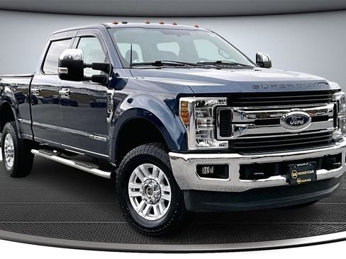 Used 2018 Ford F350 XLT w/ XLT Value Package image 1