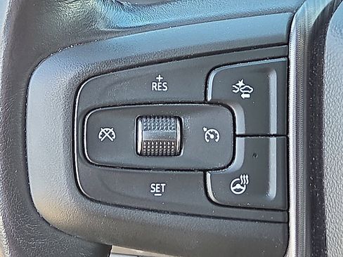 Used 2023 GMC Yukon Denali Ultimate image 20