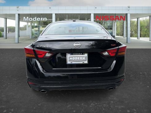 Certified 2024 Nissan Altima 2.5 SR FWD image 4