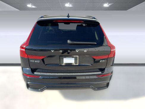 Certified 2024 Volvo XC60 B5 Plus w/ Protection Package Premier image 10