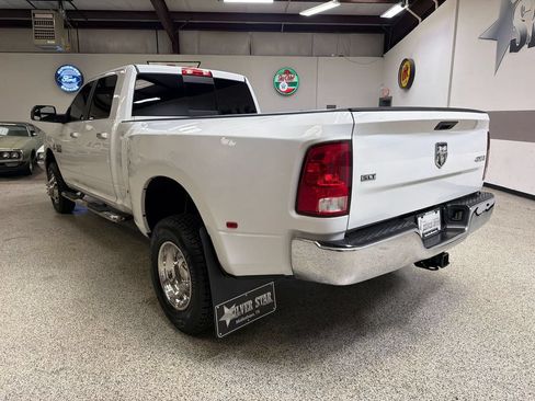 Used 2018 RAM 3500 SLT AWD/4WD image 5