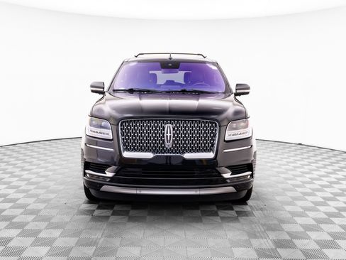Used 2019 Lincoln Navigator Reserve AWD/4WD image 8