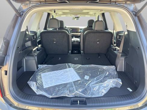 New 2025 Kia Telluride S image 12