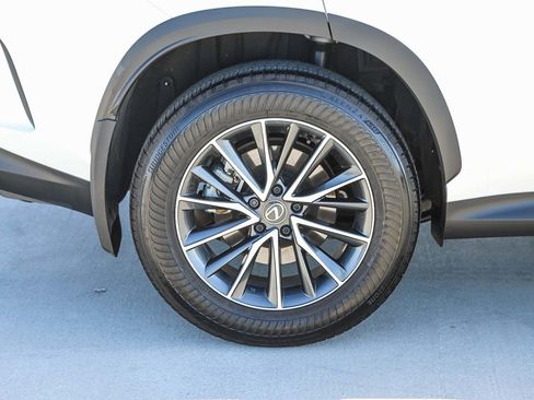 Used 2025 Lexus NX 350h AWD w/ Premium Package image 11