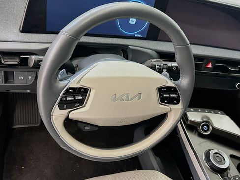 Used 2023 Kia EV6 Wind AWD/4WD image 18