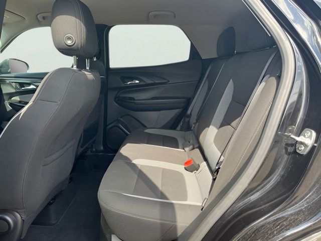 Used 2025 Chevrolet TrailBlazer LT FWD image 31