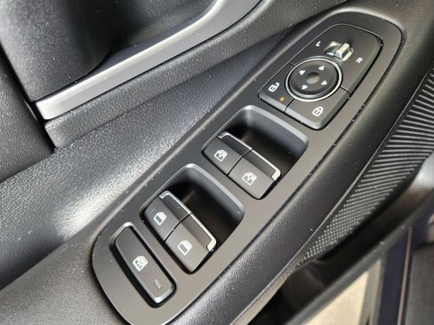 Used 2025 Hyundai Sonata SEL FWD image 23