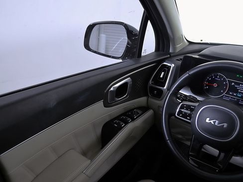 Used 2022 Kia Sorento SX AWD/4WD image 26