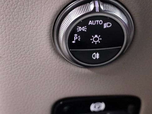 Used 2026 Mercedes-Benz GLC 300 4MATIC image 10