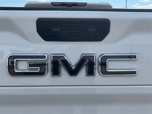 Used 2025 GMC Sierra 3500 Denali Ultimate image 42