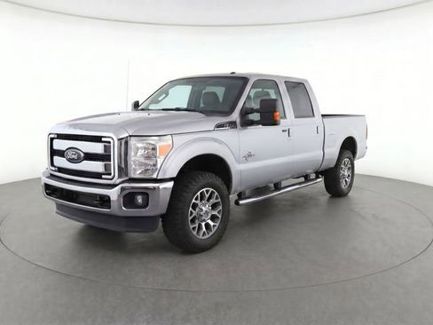 Used 2016 Ford F250 Lariat w/ Lariat Interior Package AWD/4WD image 1