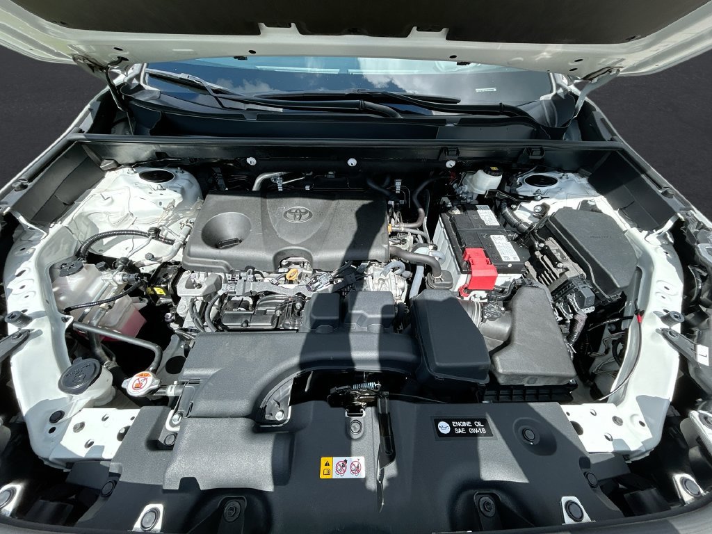 Used 2024 Toyota RAV4 LE FWD image 31