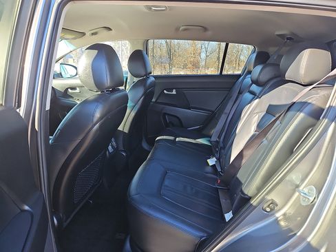 Used 2016 Kia Sportage EX image 10