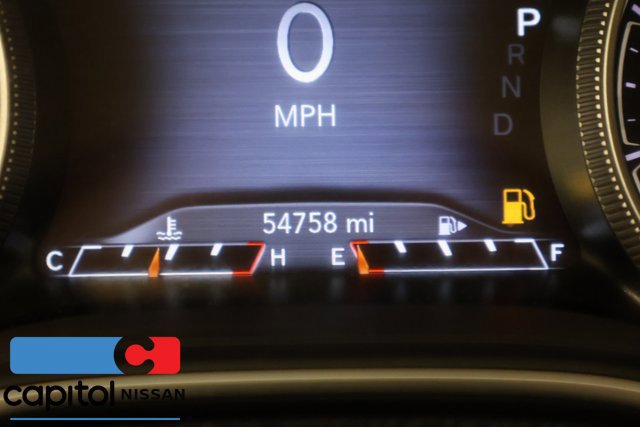 Used 2020 Jeep Cherokee Trailhawk w/ Cold Weather Group AWD/4WD image 15