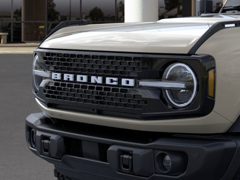 New 2026 Ford Bronco Badlands AWD/4WD image 19
