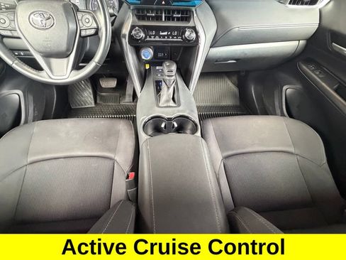 Used 2021 Toyota Venza LE w/ Carpet Mat Package (TMS) AWD/4WD image 11